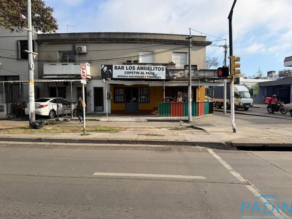 Local + vivienda en Cerrito: ¡solo USD 120.000! oportunidad única