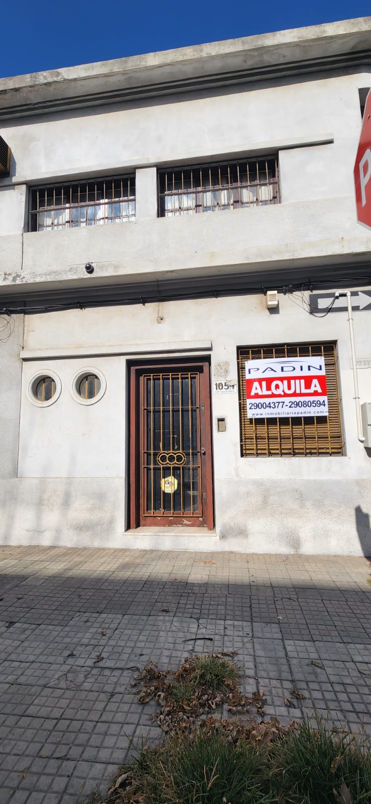 Alquiler local comercial en barrio Aguada