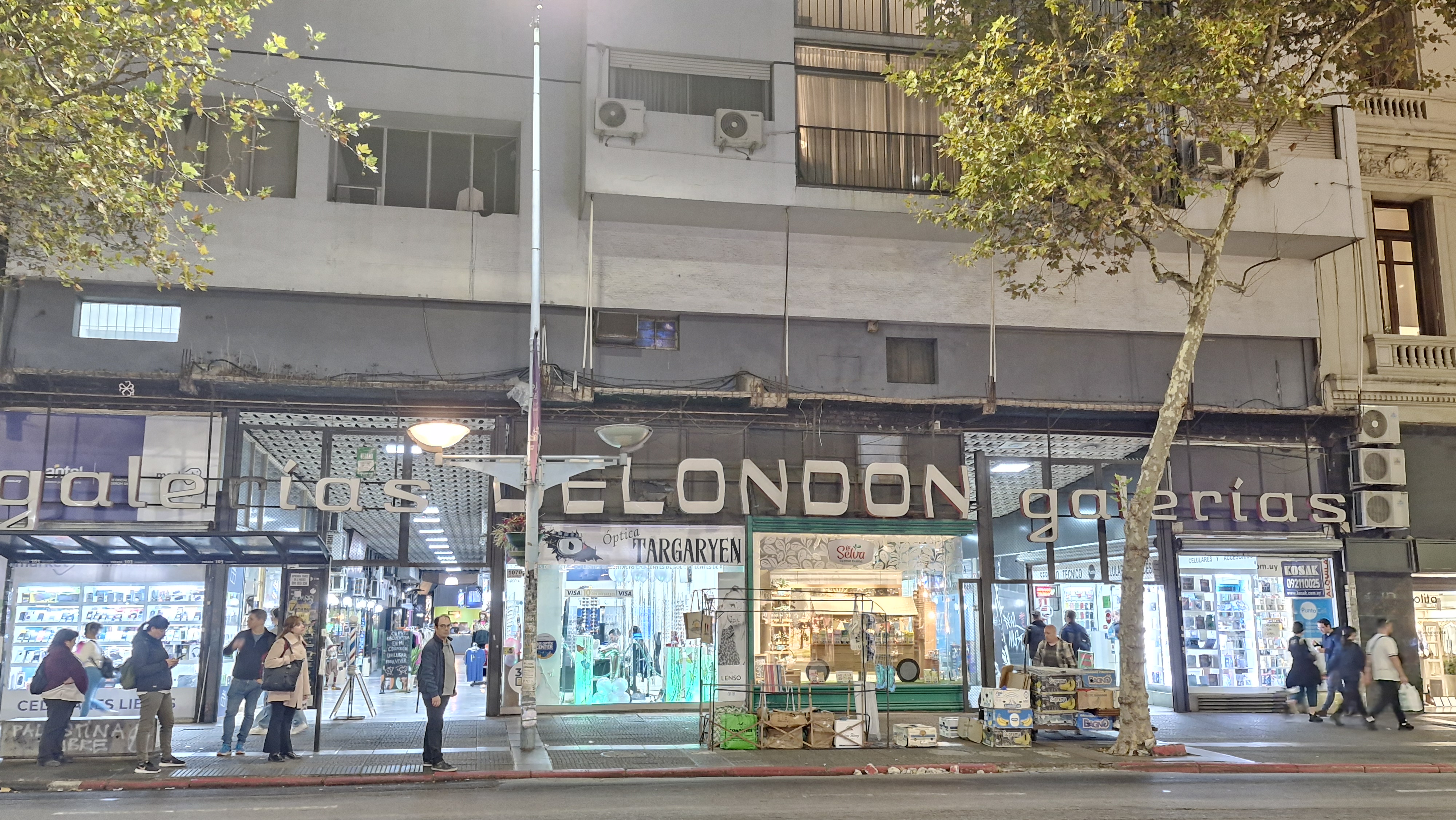 Venta local en Galería del London